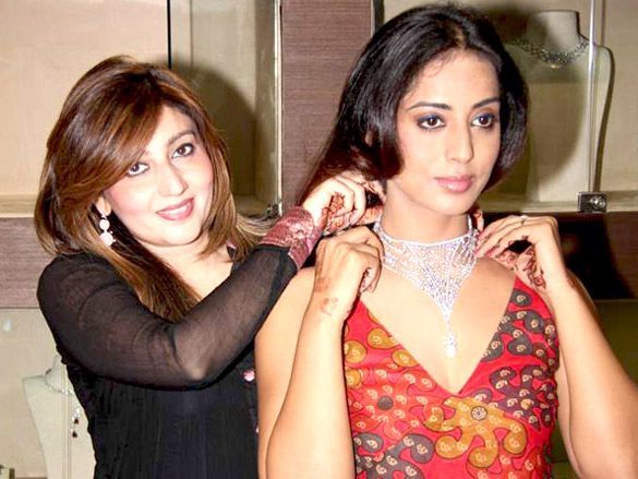 mahie gill at giantti event 4
