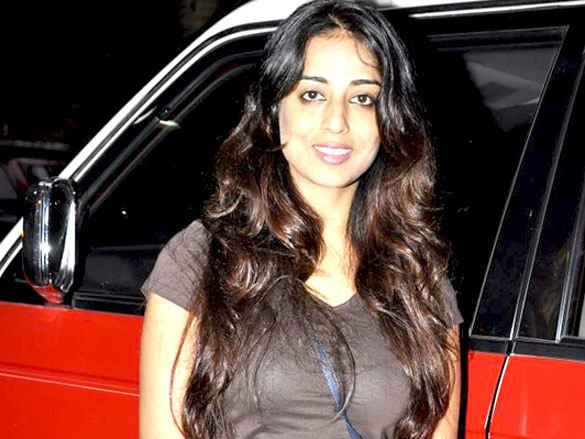 akshay kumar twinkle and dimple grace karva chauth celebrations 10