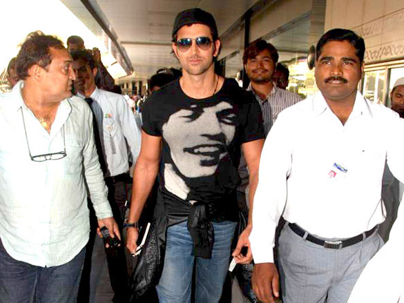 big b and hrithik return from masala awards from dubai 9