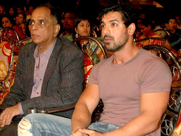 amitabh aamir srk salman and hrithik grace umang police show 27