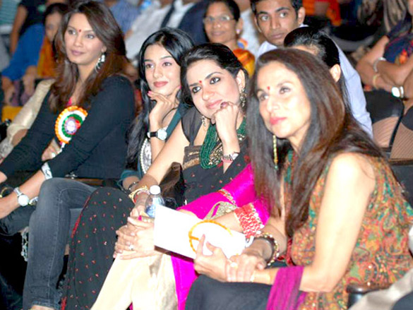 amrita rao rishi neetu dia and shobhaa de at wake and walk event 5