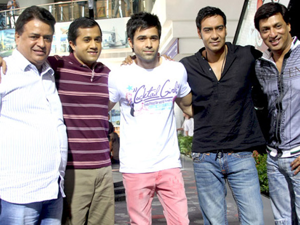 on the sets of dil toh baccha hai ji 4