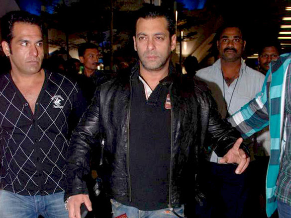 salman returns from dubai birthday celebrations 2