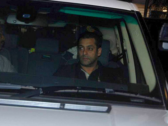 salman returns from dubai birthday celebrations 9