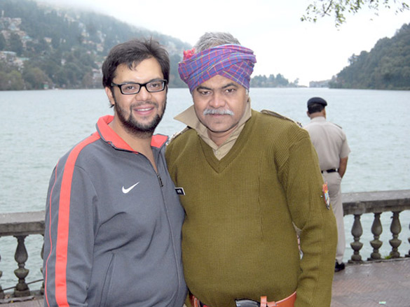 on the sets of satrangee parachute 13