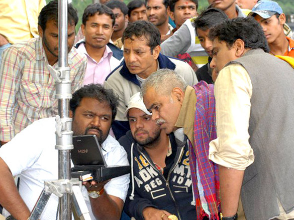 on the sets of satrangee parachute 26