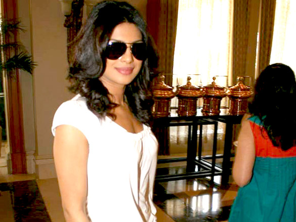priyanka chopra snapped at jw marriott 3