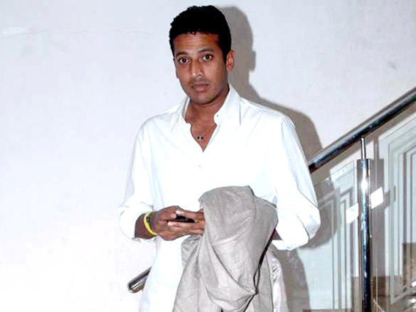 mahesh bhupathi spotted post marriage and at tennis practice 4