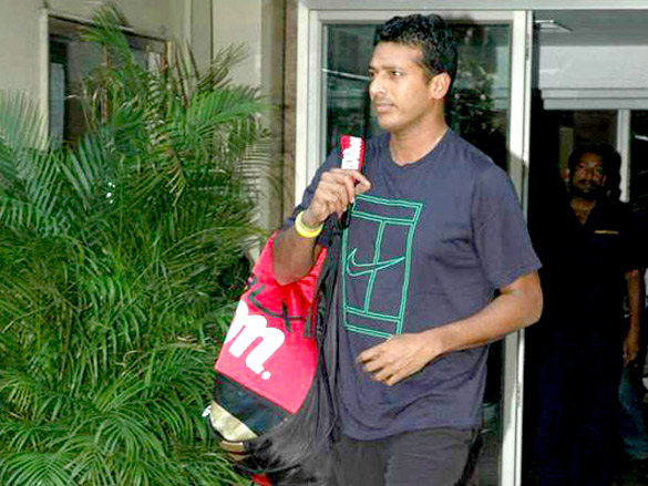 mahesh bhupathi spotted post marriage and at tennis practice 9