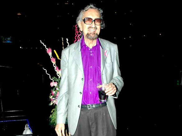 rajeshwari and claudia at vivek and parvezs bash 11