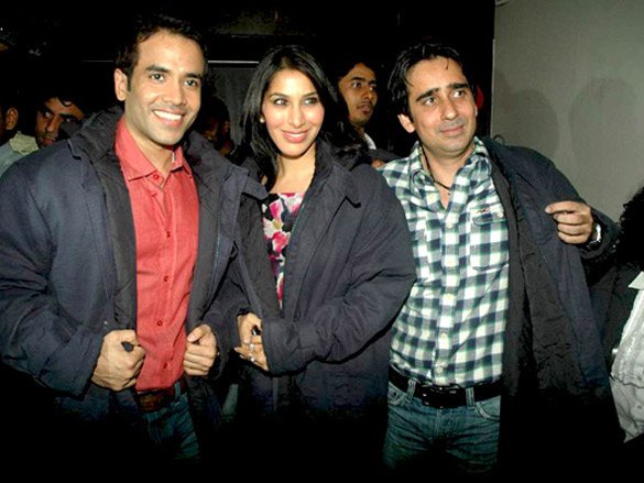 tusshar sophie and ekta at valentine event for singles 6