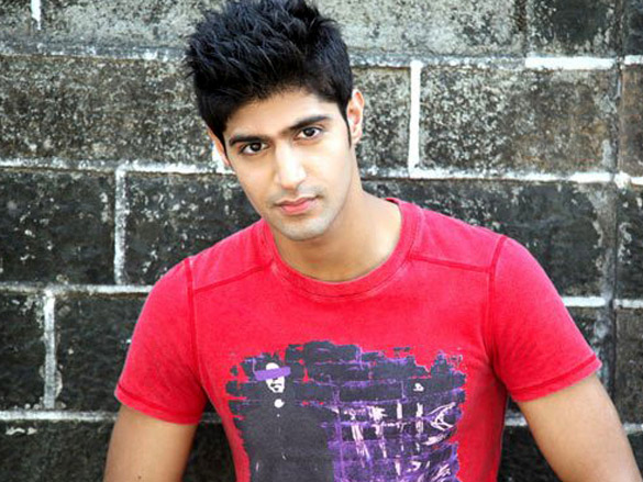 tanuj virwani 11