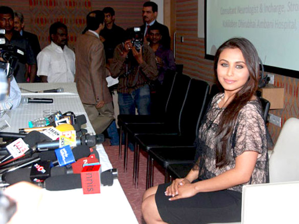rani mukherjee pledges support to indian stroke association 4