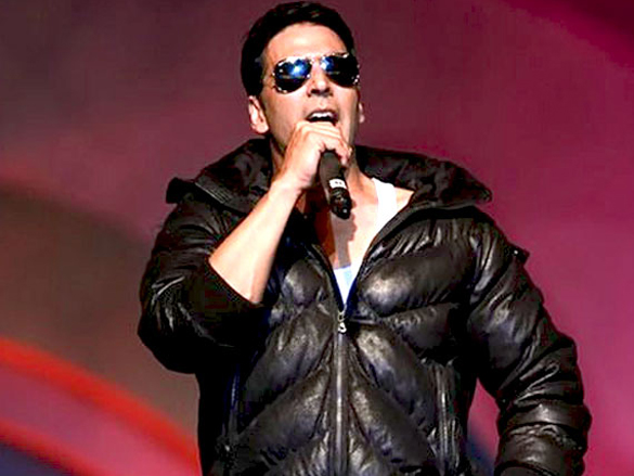 salman akshay and katrina perform at the tri nation show 9