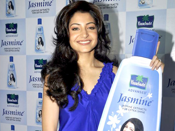 anushka sharma launches parachute jasmine coconut hair oil 7