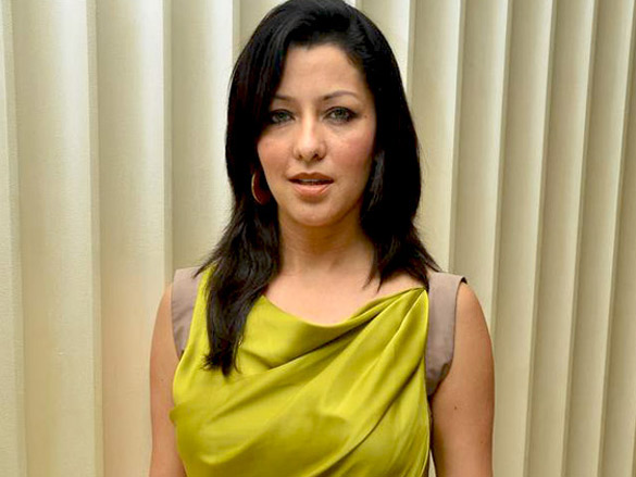 eesha minissha riya and aftab grace stardust awards 2011 post party 7
