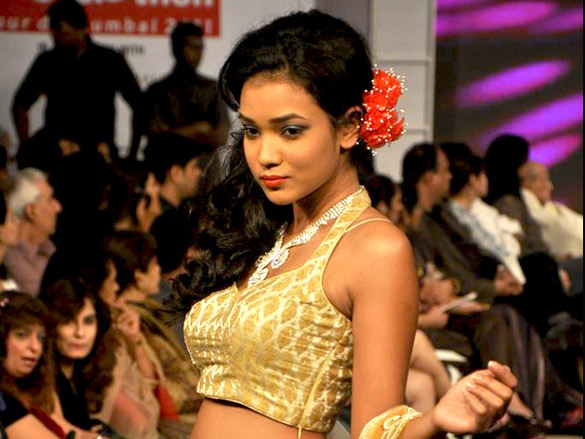 a k hangal at gitanjali cyclothon fashion show 2011 10