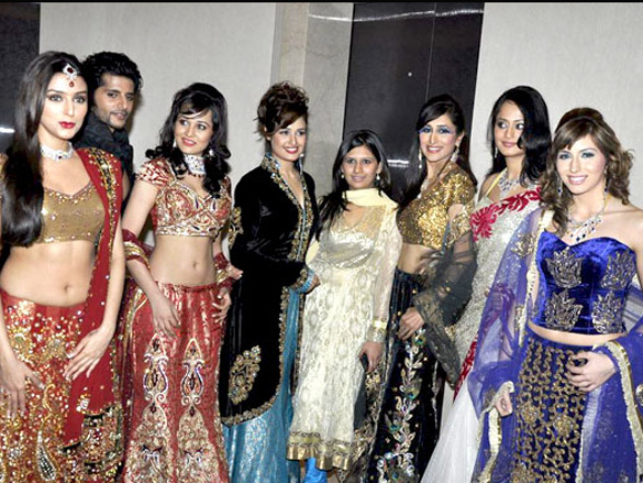 aarti chabria priyanka kothari and many others walk for manali jagtap 10
