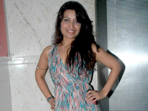 raghav launches dil ki zubaan album with amita pathak 9