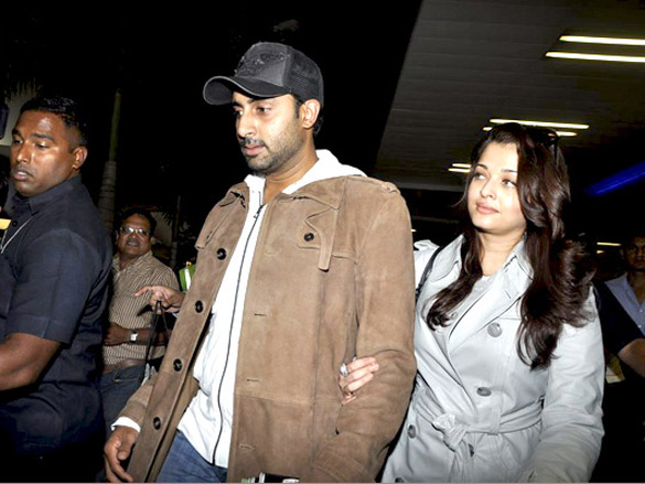 abhishek and aishwarya return from oscar awards 5