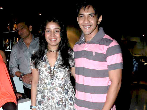 shreya saran at sunidhi chauhans dinner party 5