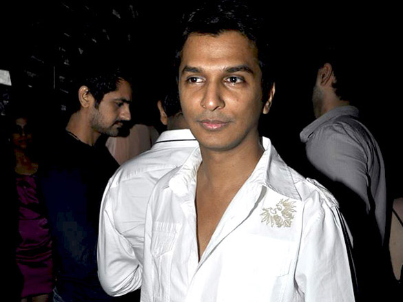 arjun rampal sophie and shazahn at arctic vodka launch 10