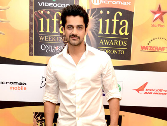 kareena riteish boman and karan cast their iifa vote 16