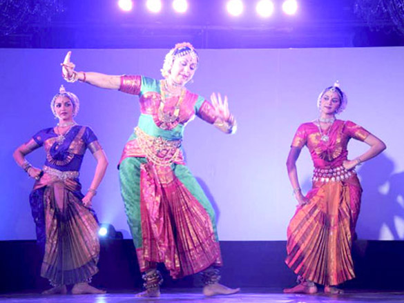 hema esha and ahana perform at imc impact 2011 4