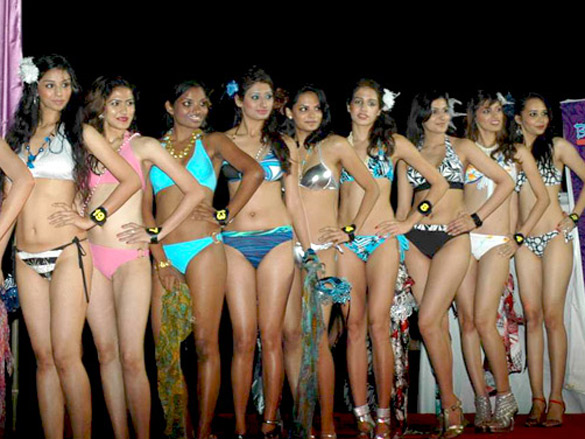 kulraj randhawa judges sunil ranes atharva college indian princess 8