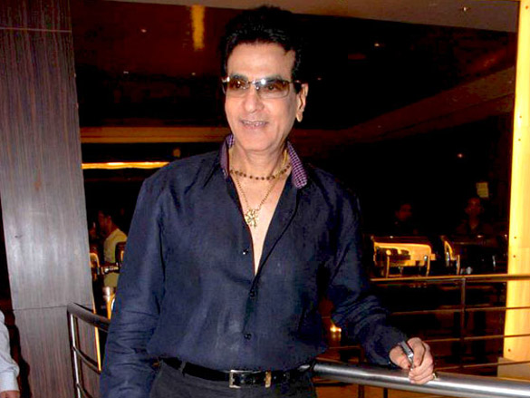 jeetendra and ashmit patel at harsh nagars birthday bash 5