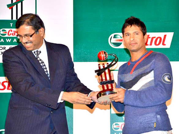 sachin and sehwag at castrol cricket awards 4