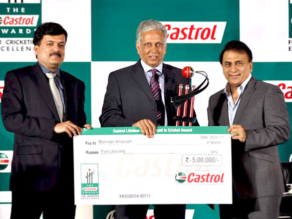 sachin and sehwag at castrol cricket awards 8