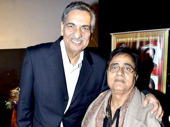 launch of music album hasrat by ustaad zakir hussain 8