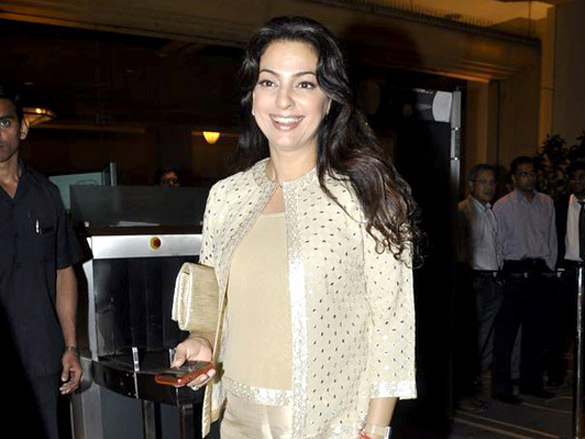 sameera juhi and hema malini at neeta lullas dinner 4