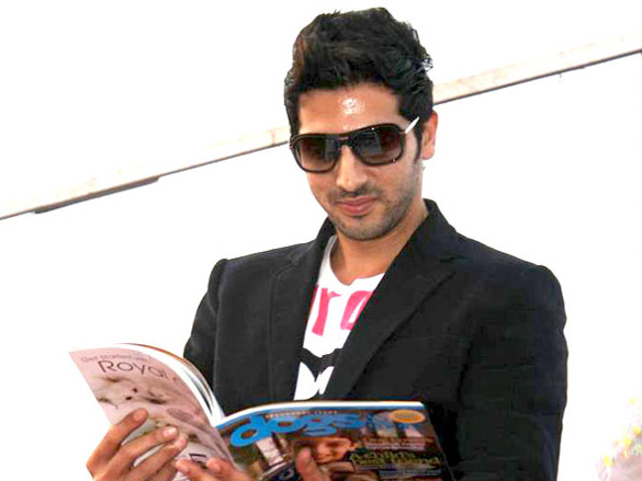 zayed khan at farzana contractors dog show 7