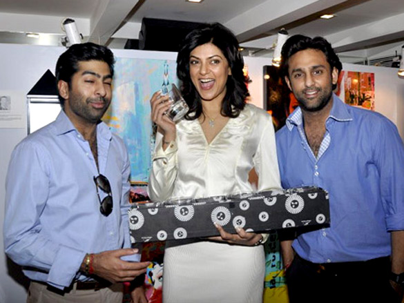 sushmita sen graces marigold charity art preview 3