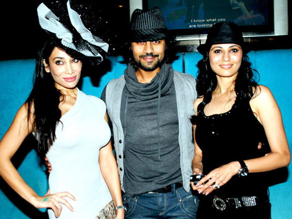 rajesh vardhan and pooja ghais pre valentine bash 3