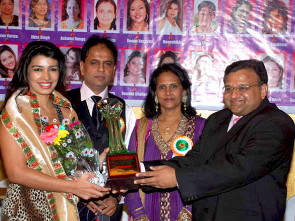 deepshika at hira manek international womens day awards function 2