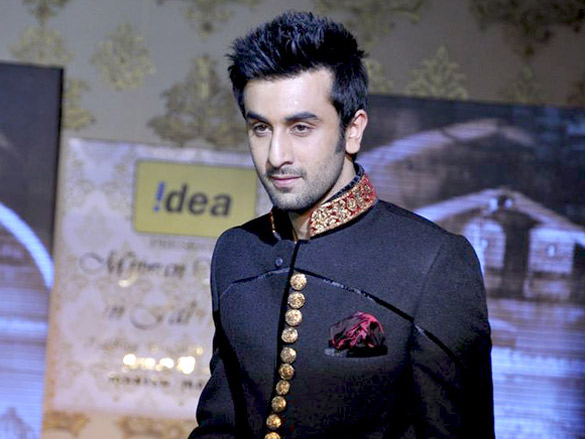 celebs grace shabana azmis charity show mijwan 16