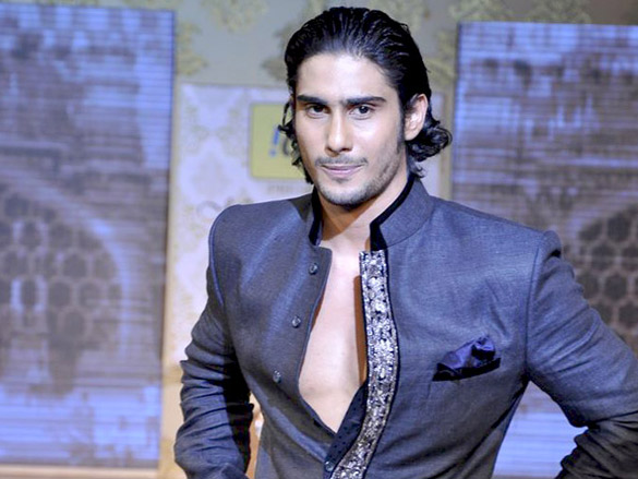 celebs grace shabana azmis charity show mijwan 20