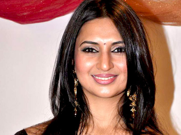 divyanka tripathi graces the times shagun exhibition 7