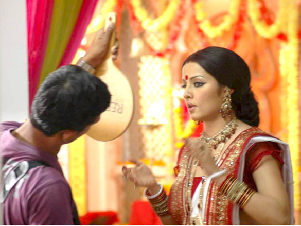 celina jaitly shoots for x age mobile 6