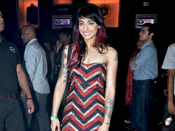 hard kaur and designers grace 6th annual rock awards 9