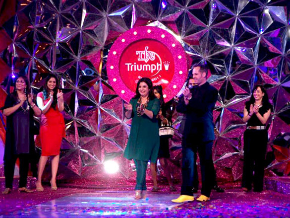 akshay deepika and sonakshi at the triumph show 2011 8