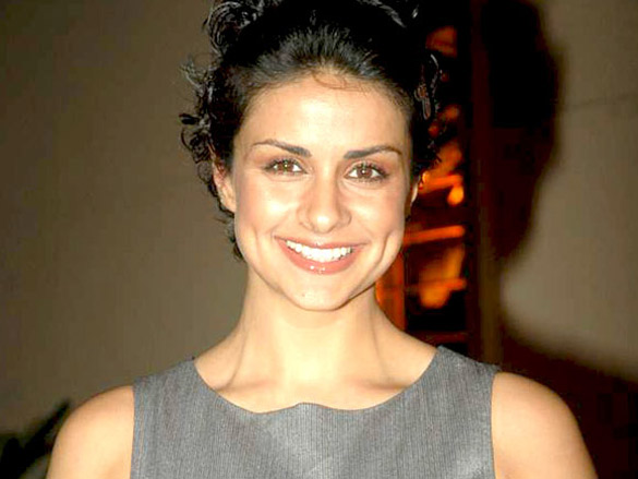 gul panag graces ndtv car n bike awards 4