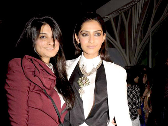 sonam rhea rahul and manish at lakme fashion week 2011 day 1 2