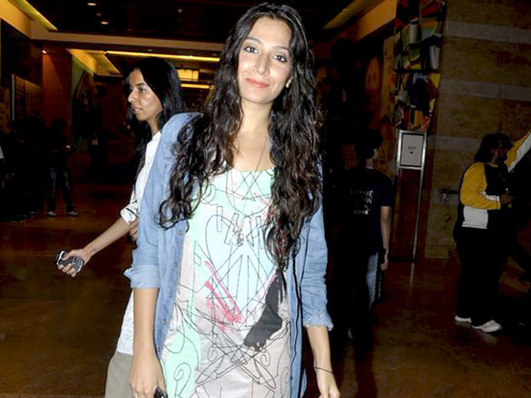 monica dogra graces gen next show at lakme fashion week 2011 day 1 2