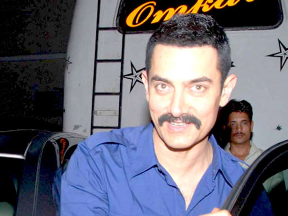 aamir khan brings in his birthday shooting at mehboob studio 5