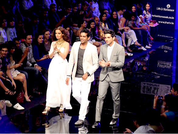 dia and zayed walk the ramp for rocky s at lakme fashion week 2011 day 4 3