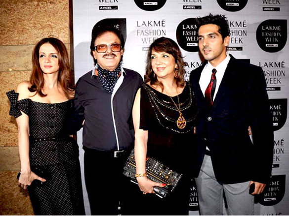 bipasha zayed khan and other celebs at gauri nainikas grand finale show 3